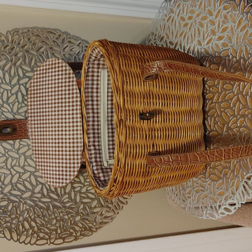 🌻Wicker Style Bag - Picture 11 of 11